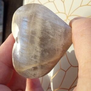 Rainbow Moonstone heart🩵 🌙 🌈